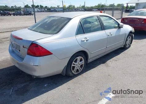 2007 Honda Accord 2.4 Se z USA, uszkodzony, nr VIN JHMCM56387C007270